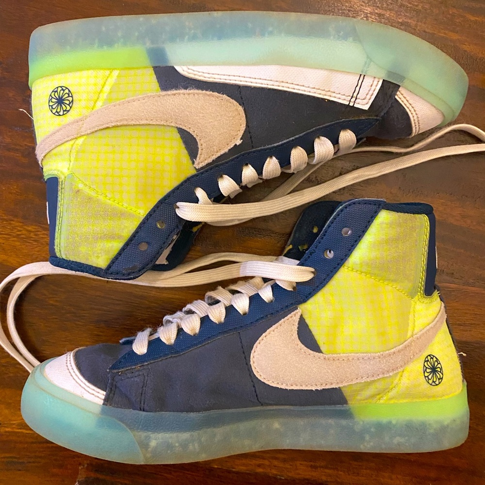 Youth Nike Blazer Mid ‘77 size 3.5